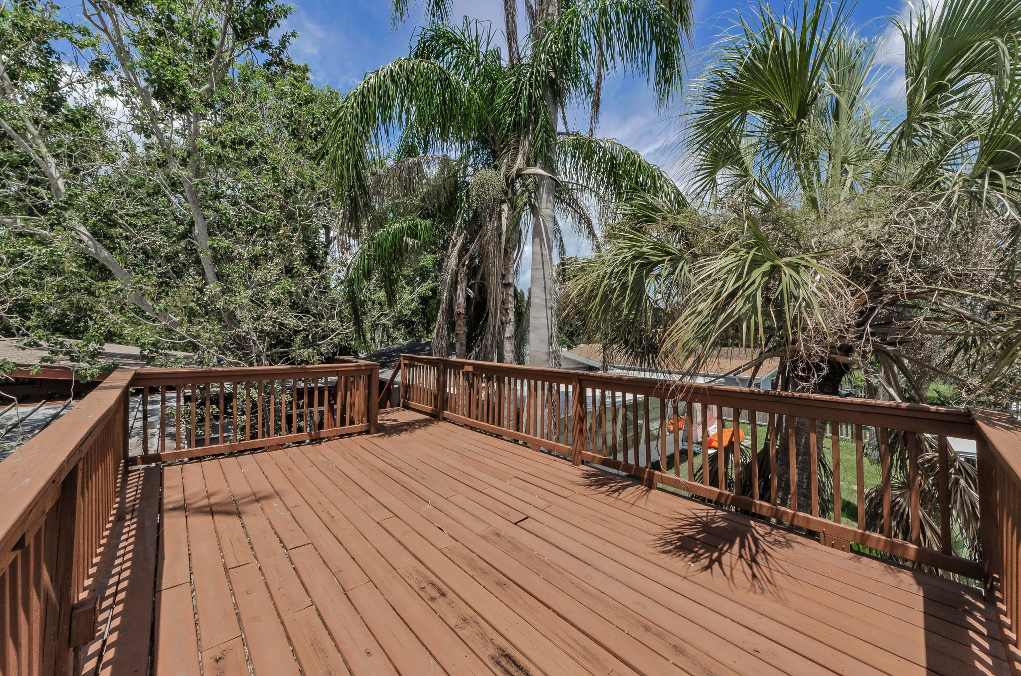 Upper Level Deck 4