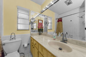 Bathroom 2a