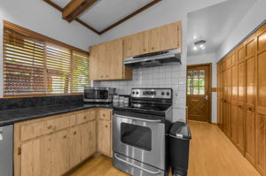 Kitchen 5
