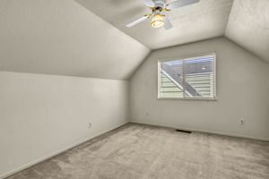  Photo 37