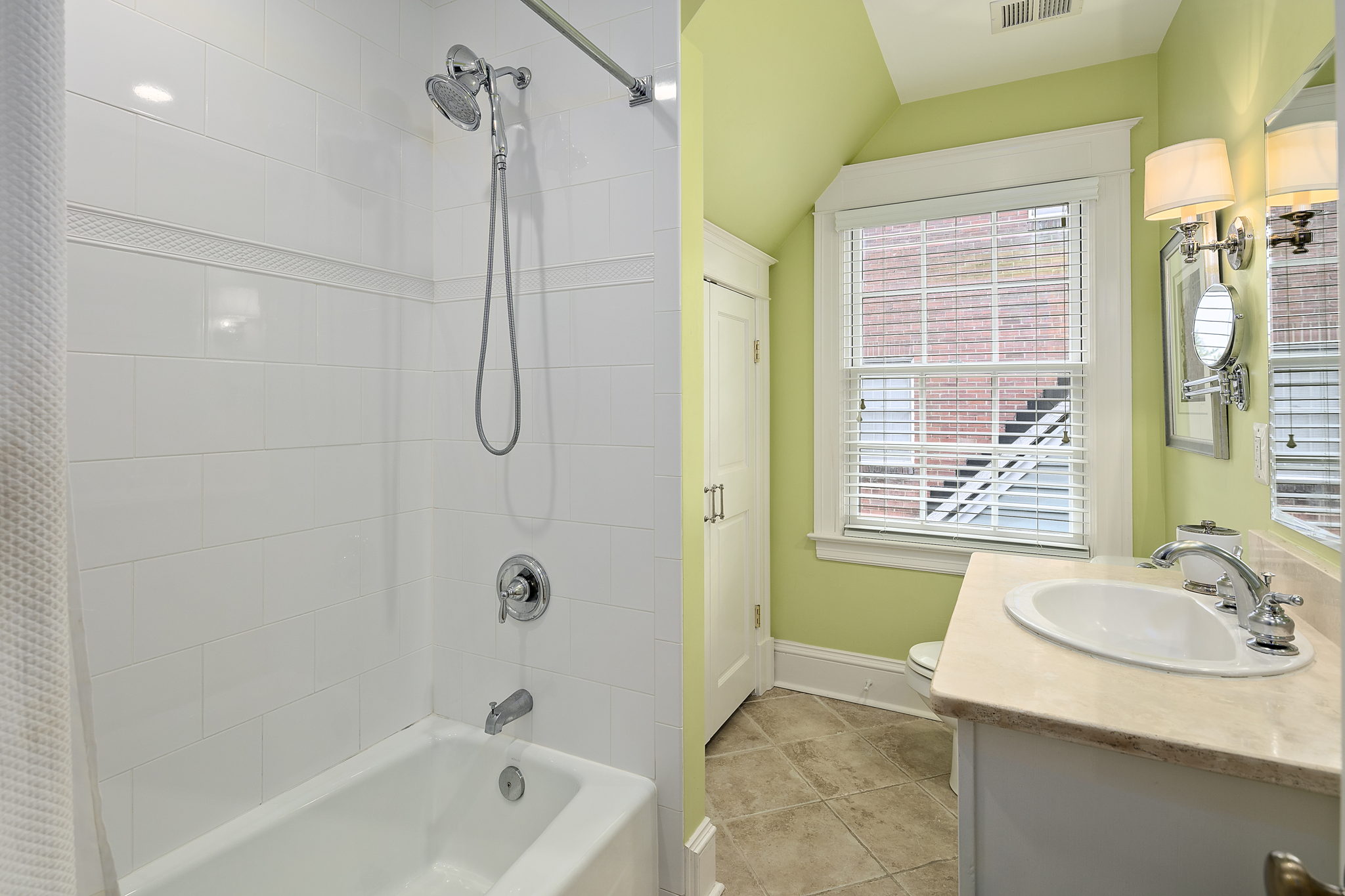 2602 Key Blvd, Arlington, VA 22201, USA Photo 47