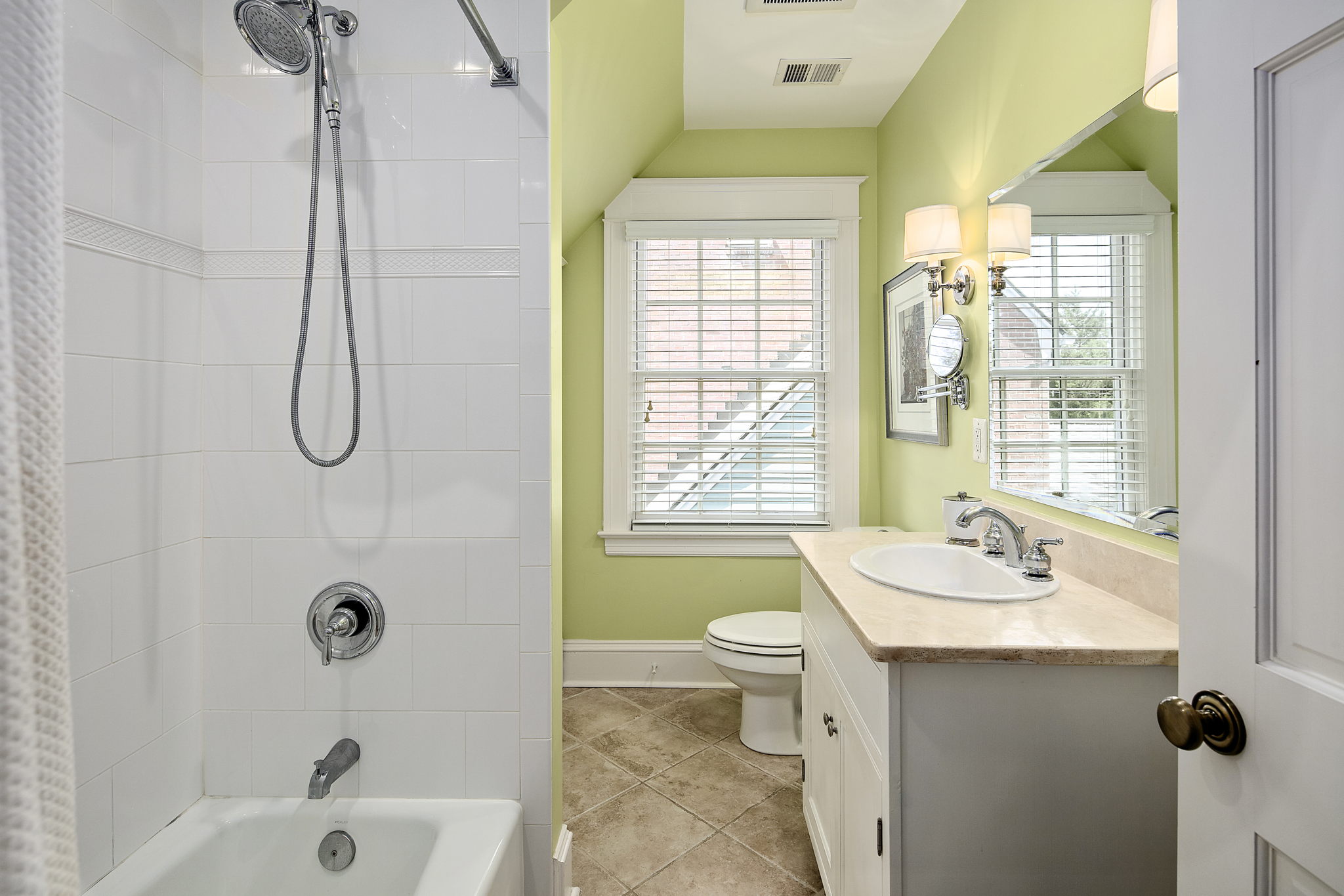 2602 Key Blvd, Arlington, VA 22201, USA Photo 46