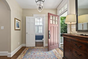 2602 Key Blvd, Arlington, VA 22201, USA Photo 6