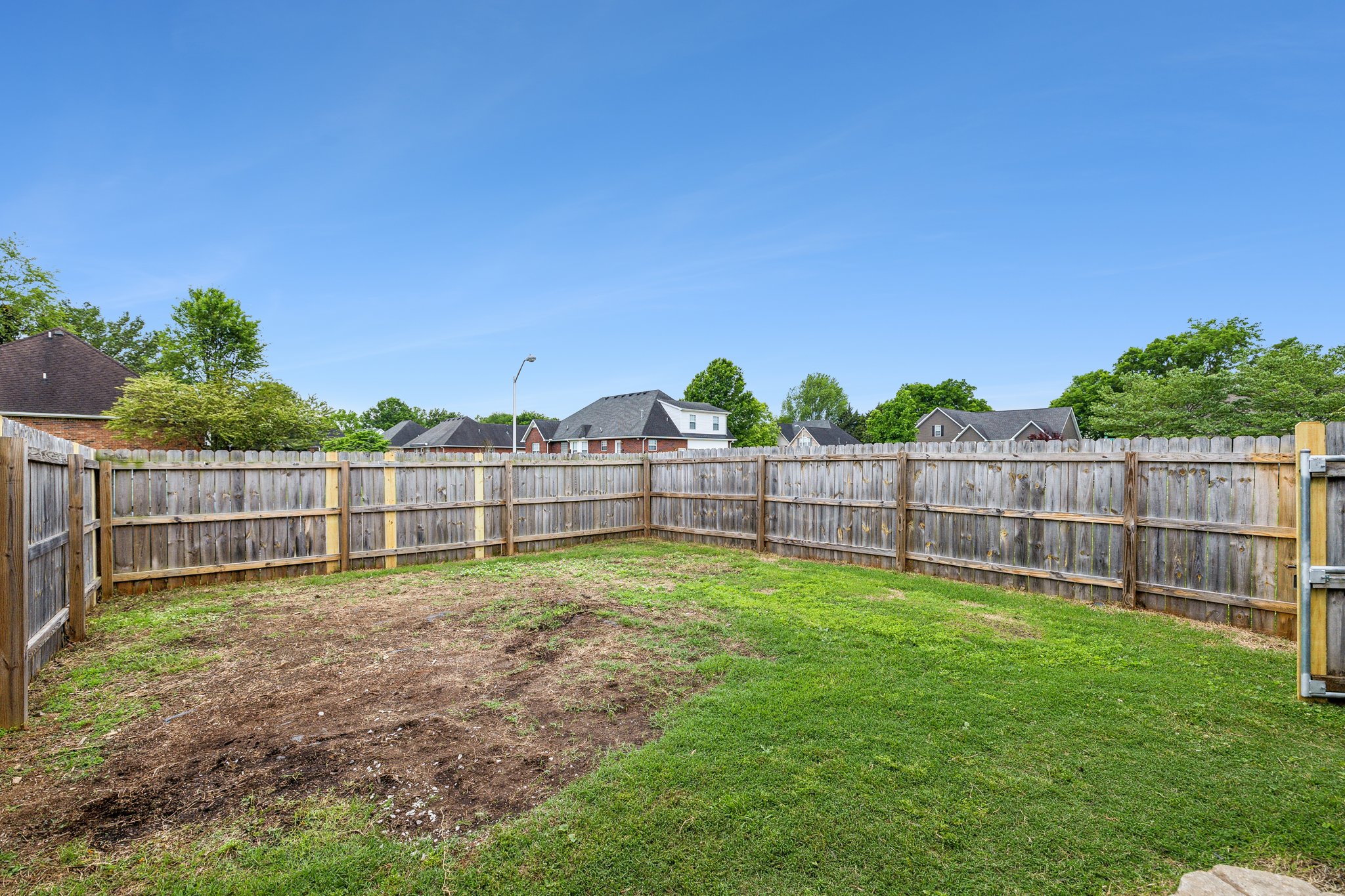 2603 Mission Ridge Dr - 047.jpg