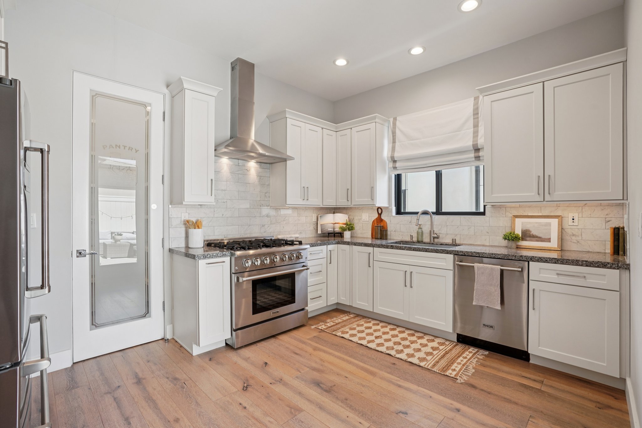 Nelson Ave B-S0704-012.jpg