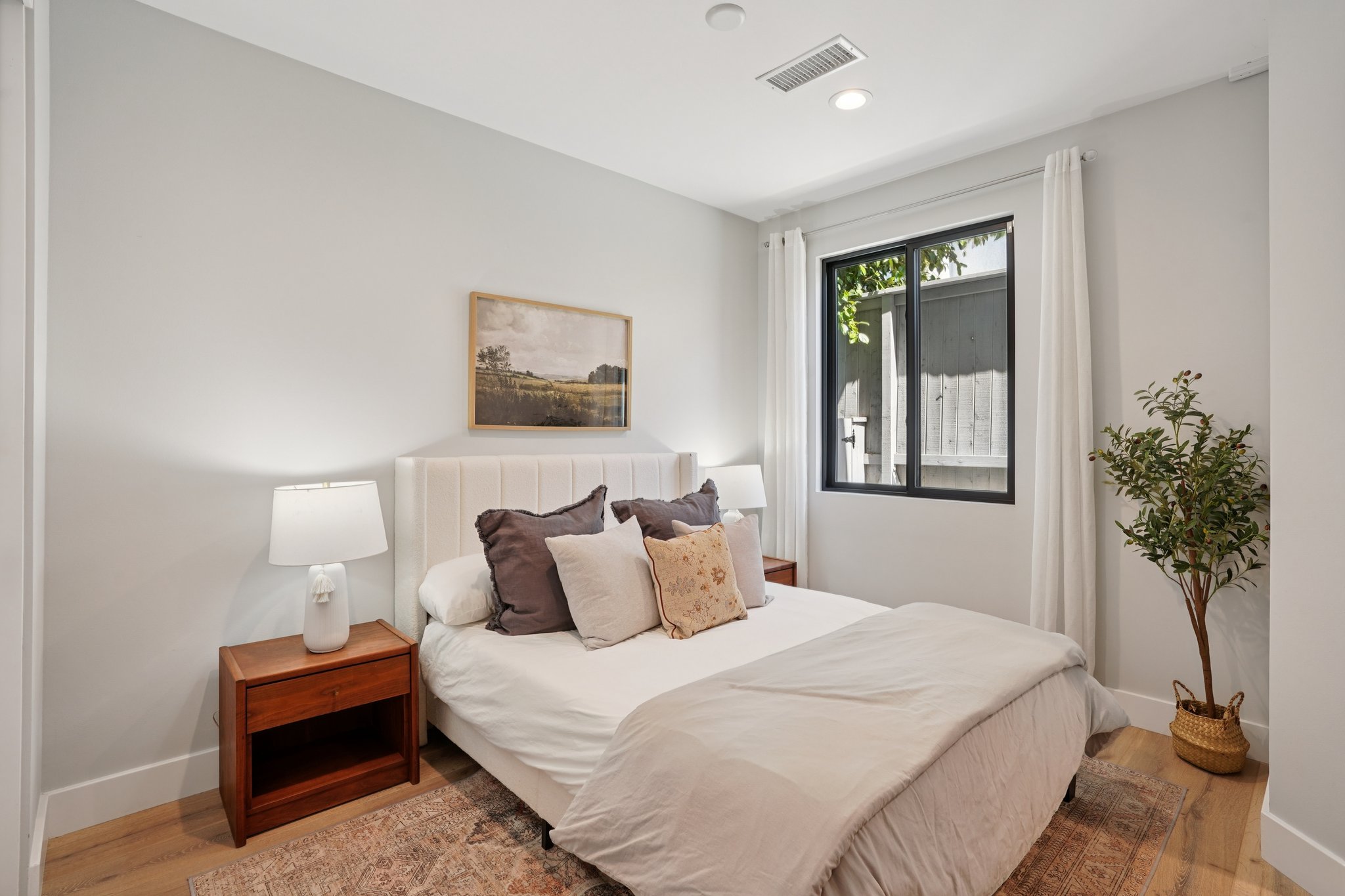 Nelson Ave B-S0704-021.jpg