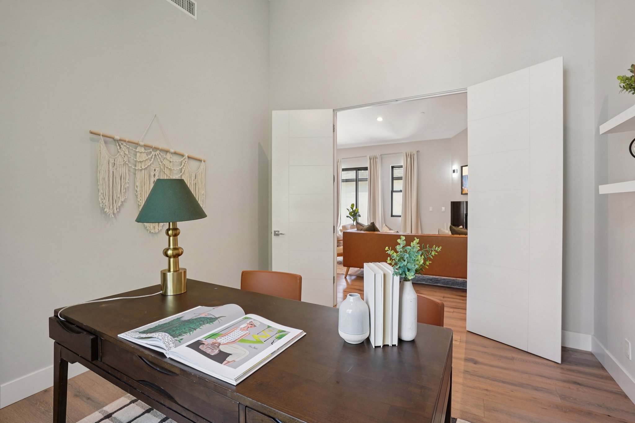 Nelson Ave B-S0704-035.jpg