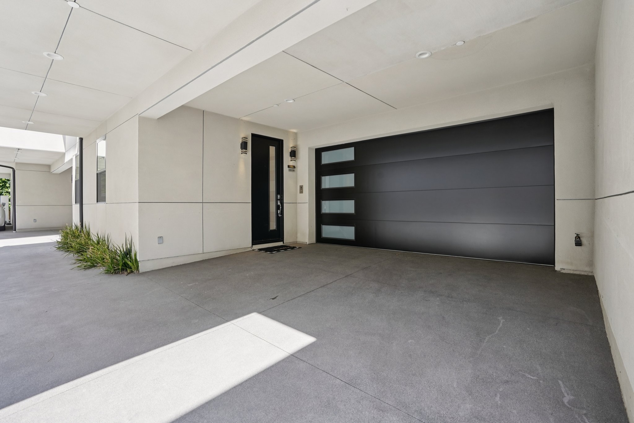 Nelson Ave B-S0704-037.jpg