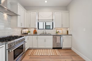 Nelson Ave B-S0704-013.jpg