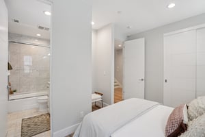 Nelson Ave B-S0704-019.jpg