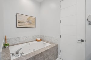 Nelson Ave B-S0704-033.jpg