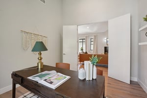 Nelson Ave B-S0704-035.jpg