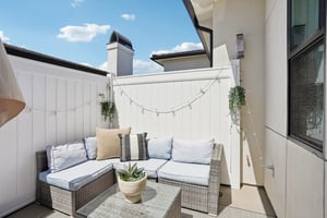 Nelson Ave B-S0704-040.jpg