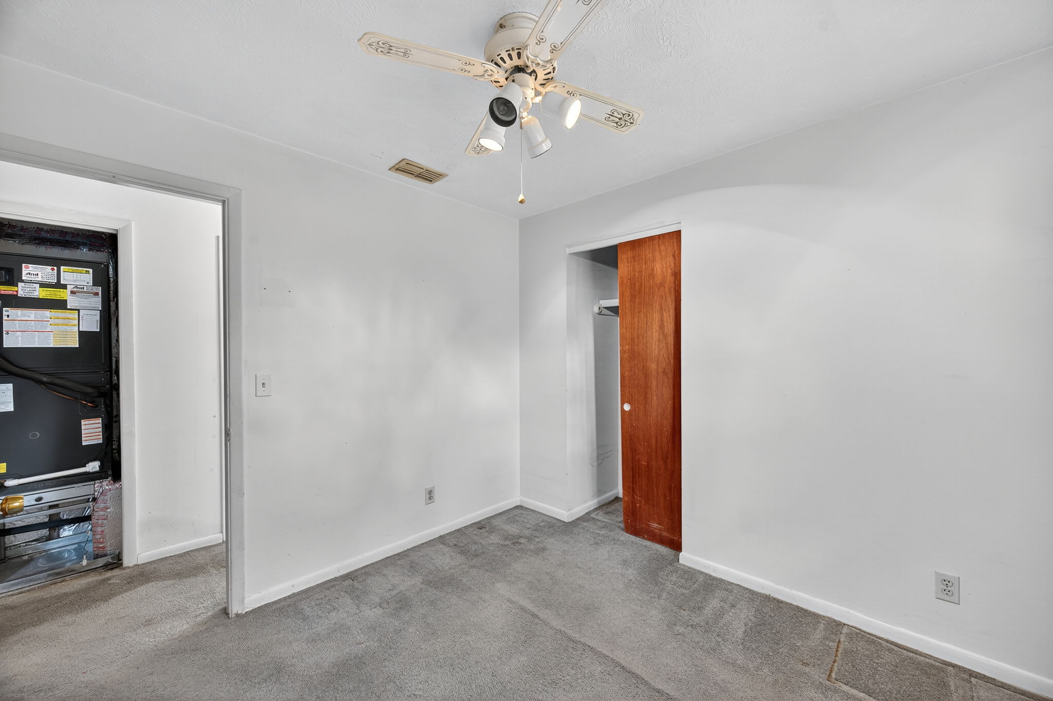 Interiors (22)