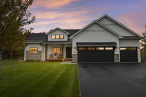  Photo 0