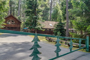  Photo 0