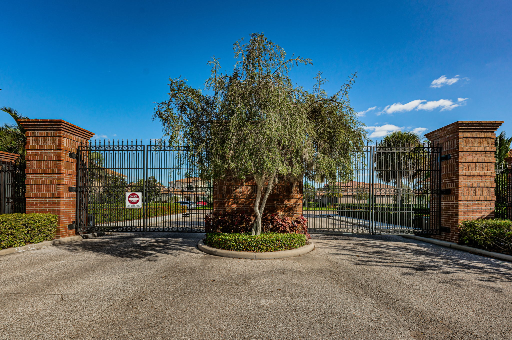 5-Gated Entry