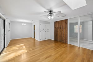  2604 Hollywood Dr-S1610-013.jpg