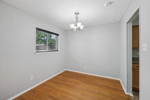 2604 Hollywood Dr-S1610-015.jpg