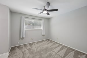  2604 Hollywood Dr-S1610-024.jpg