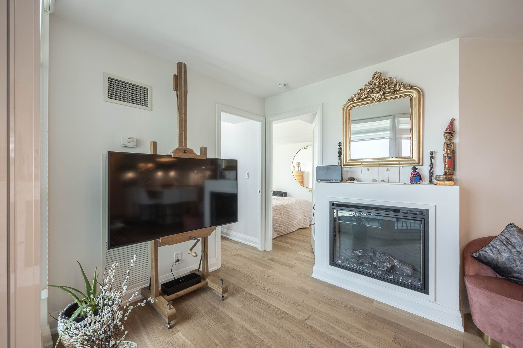 Toronto property showcase — delivered property photograph 13