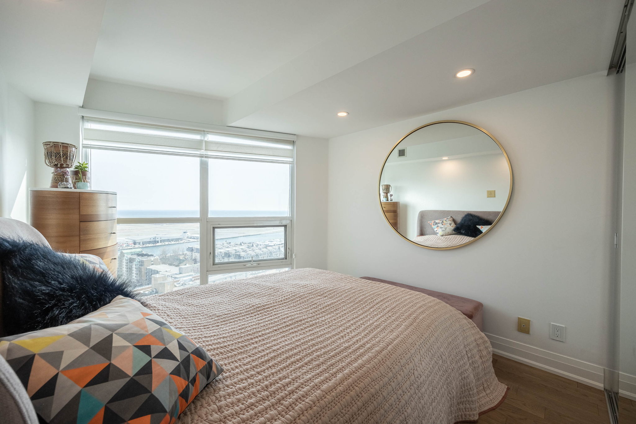 Toronto property showcase — delivered property photograph 20