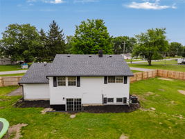  Photo 90