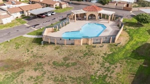 2605 E Lemon St - 006.jpg