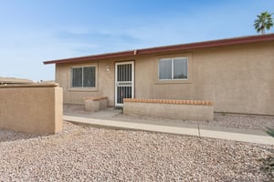 2605 E Lemon St - 003 (2).jpg