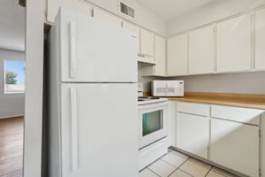 2605 E Lemon St - 011.jpg