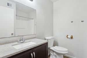 2605 E Lemon St - 015.jpg