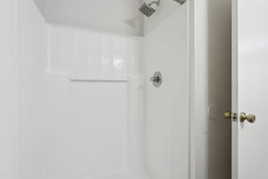 2605 E Lemon St - 016.jpg