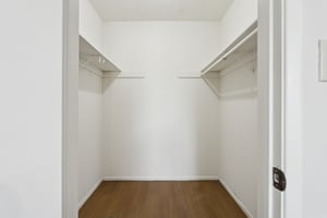 2605 E Lemon St - 023.jpg