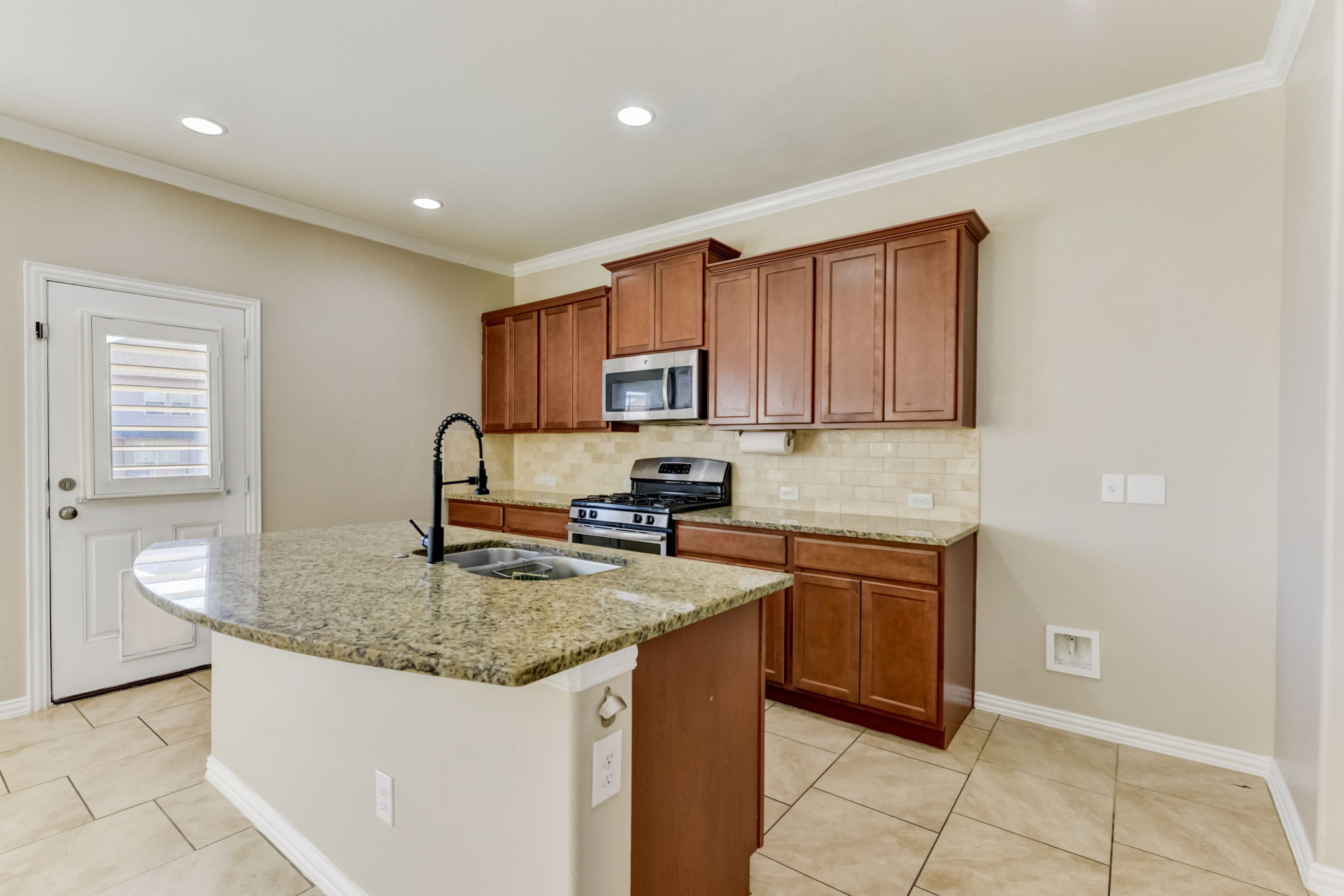 Rough Berry Rd-013