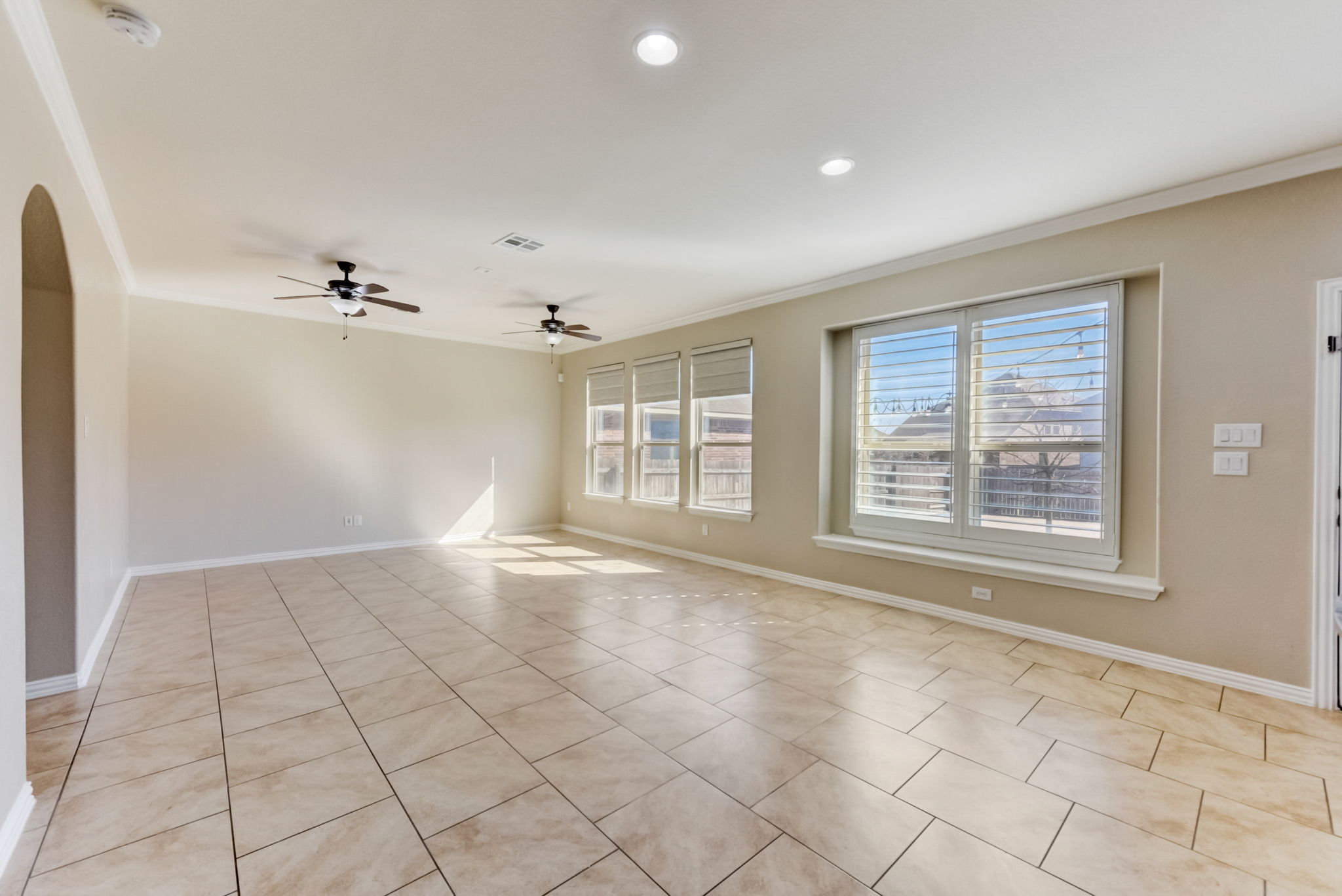 Rough Berry Rd-008