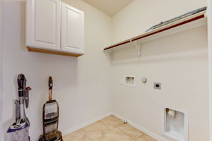 Rough Berry Rd-022