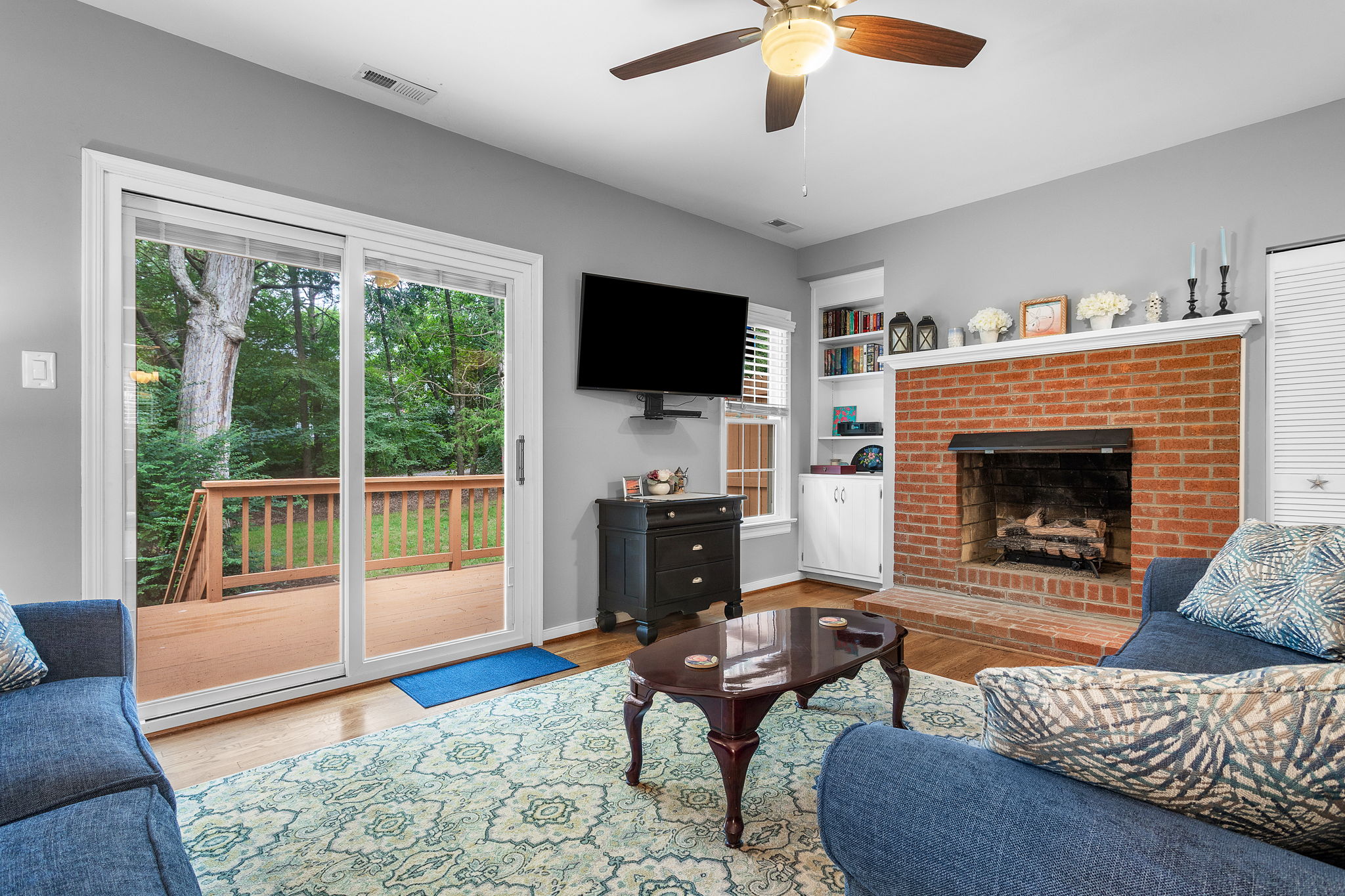 07-Family Room