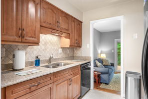 10-Kitchen