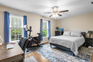 17-Primary Bedroom