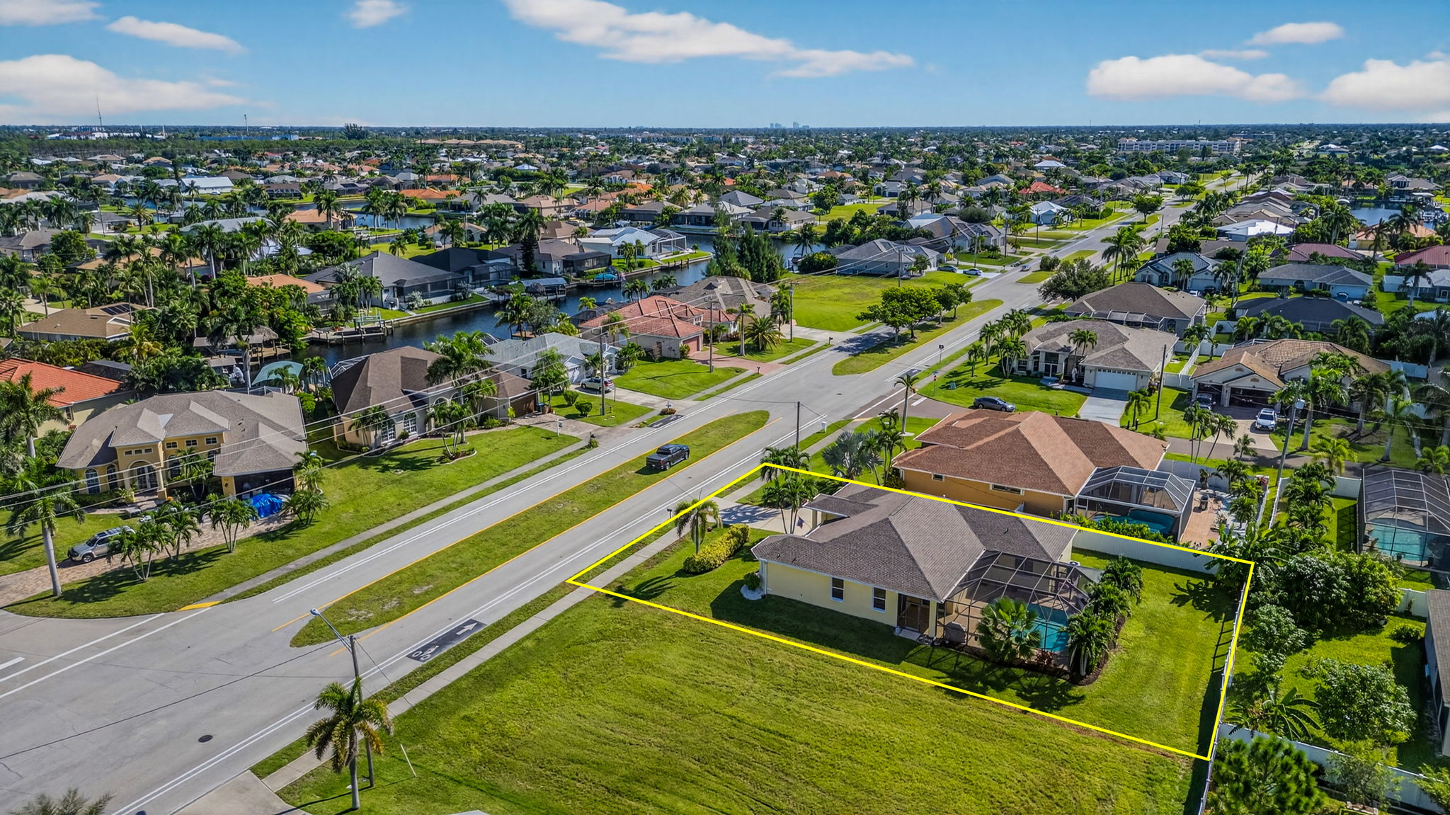 Aerial Side Exterior -Lot Lines