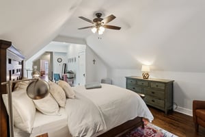 N Delaware St-S1309-030.jpg