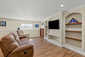  Photo 47