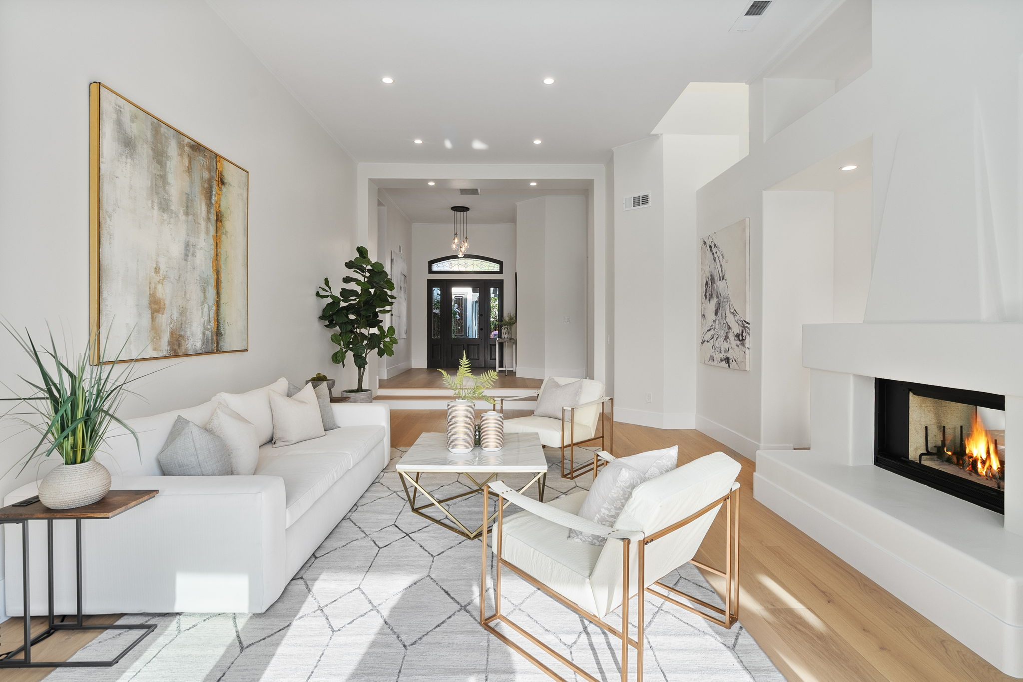 26065 Charing Cross Road-28