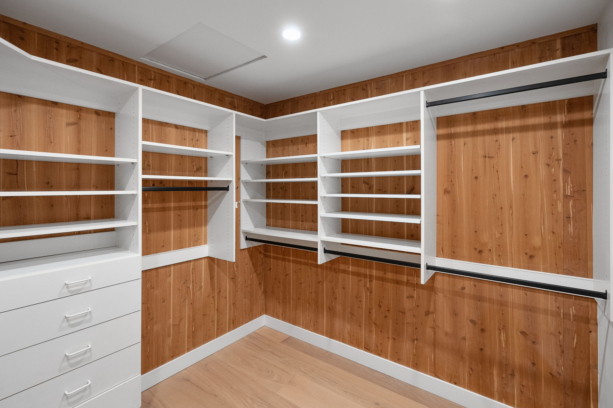 26065 Charing Cross Road-70