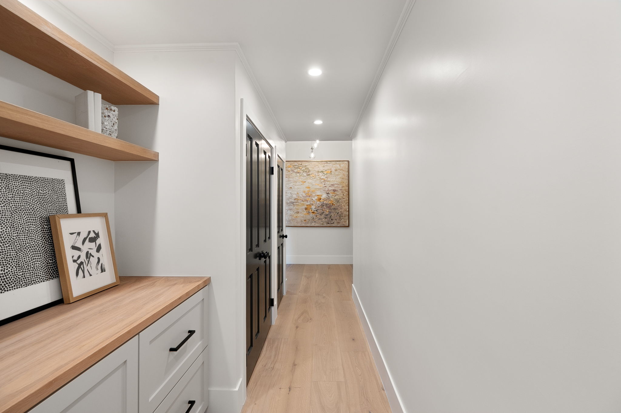 26065 Charing Cross Road-74