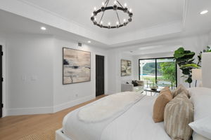 26065 Charing Cross Road-57