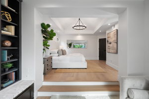 26065 Charing Cross Road-63