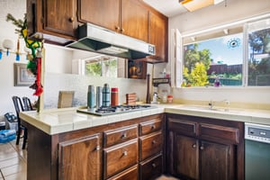 Farmfield Rd-008.jpg