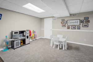  Photo 32