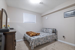  Photo 34